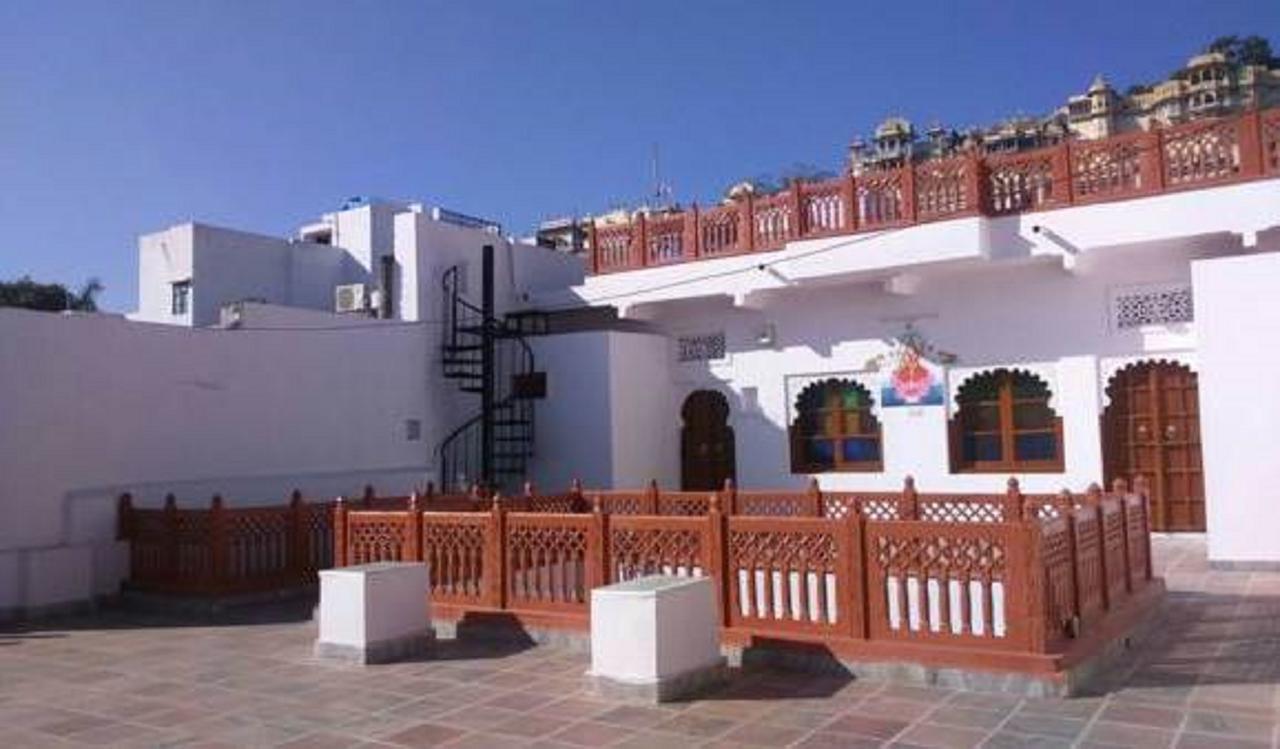 Hari Niwas Guest House Удайпур Екстериор снимка