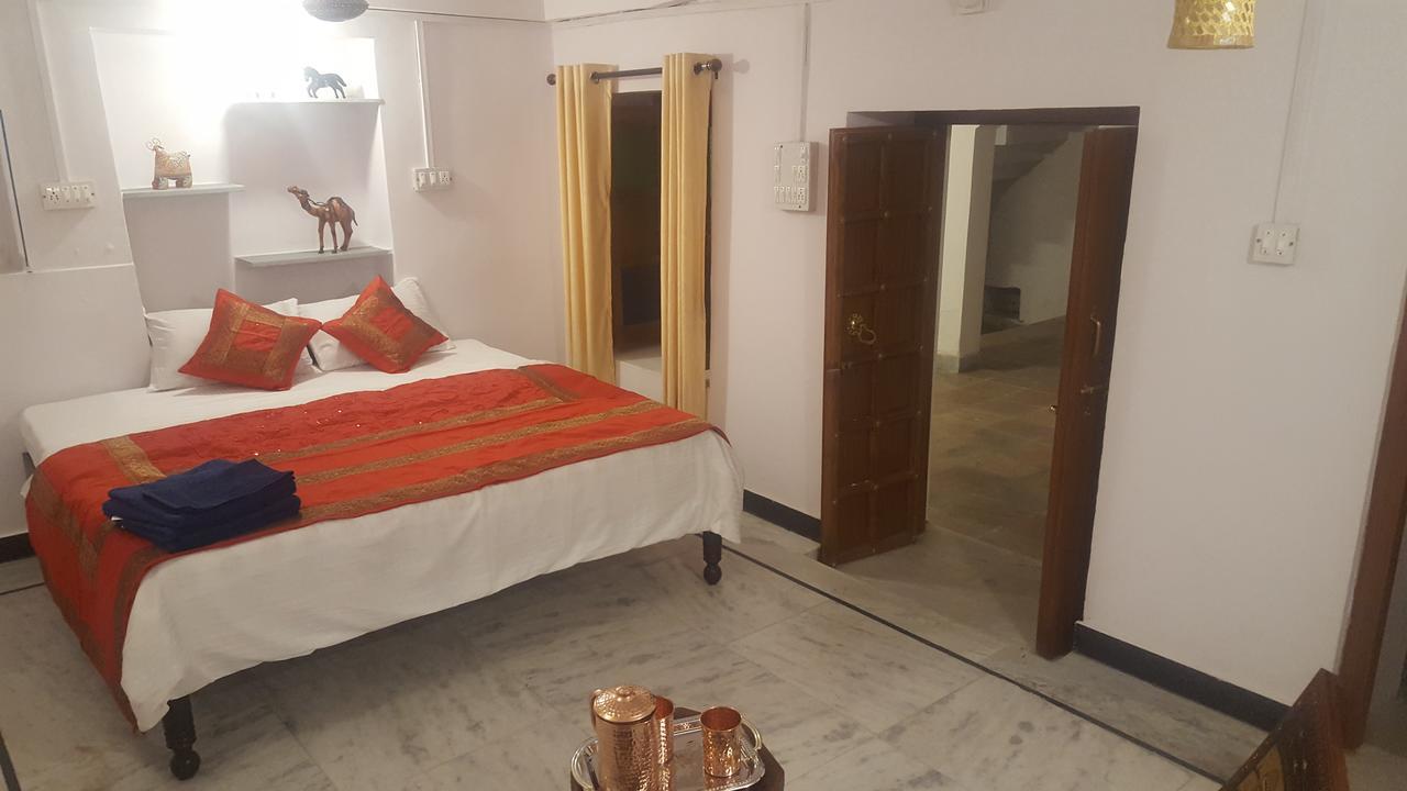 Hari Niwas Guest House Удайпур Екстериор снимка