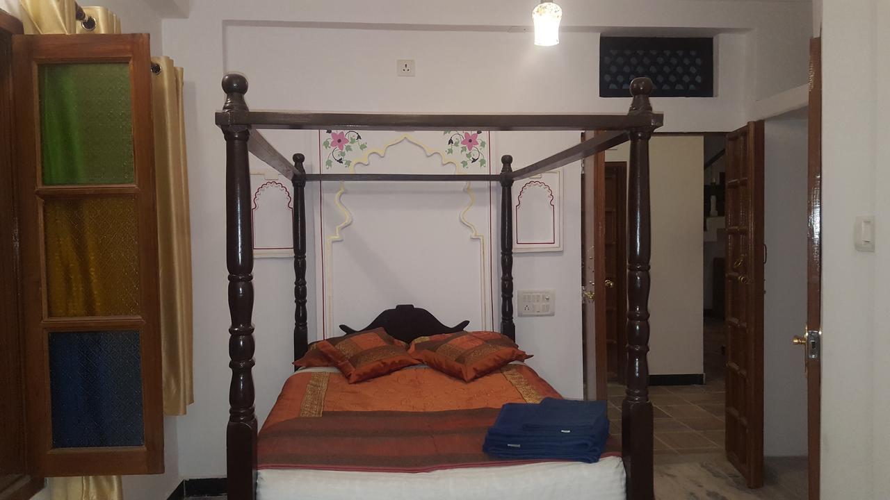 Hari Niwas Guest House Удайпур Екстериор снимка