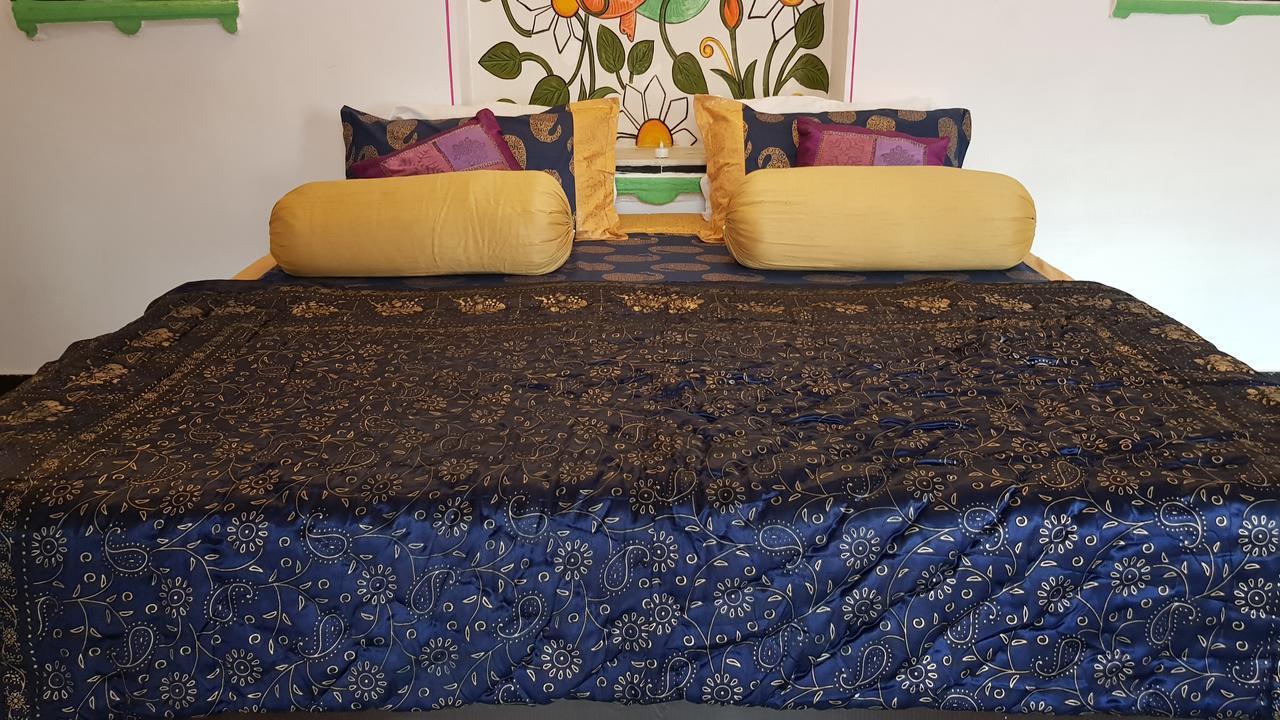 Hari Niwas Guest House Удайпур Екстериор снимка
