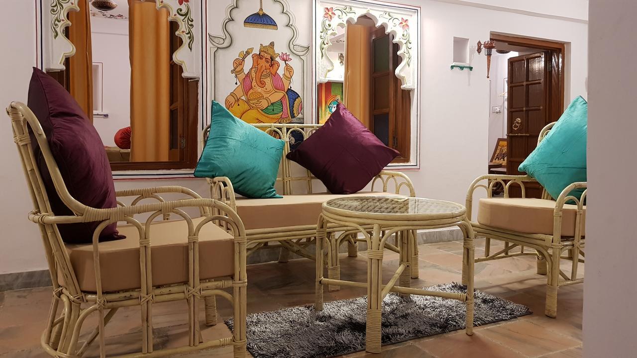 Hari Niwas Guest House Удайпур Екстериор снимка